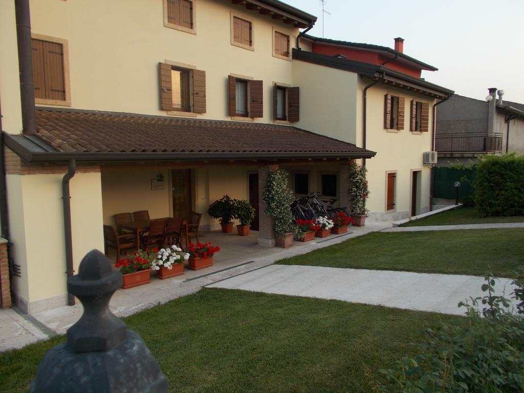 Agriturismo Al Tralcio Valeggio sul Mincio Zewnętrze zdjęcie