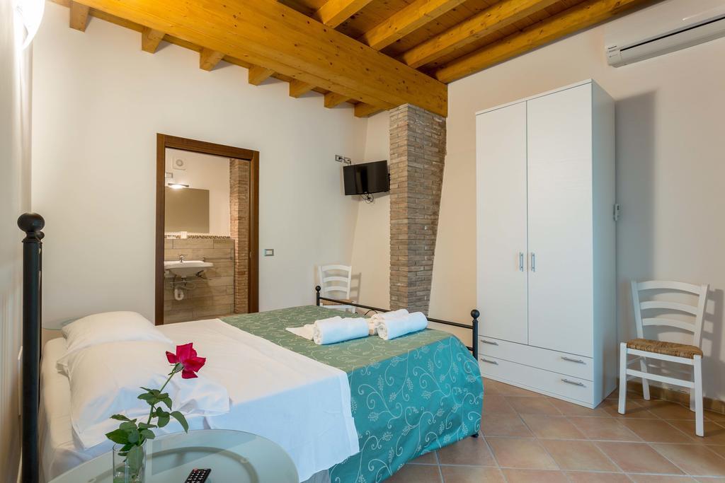 Agriturismo Al Tralcio Valeggio sul Mincio Pokój zdjęcie