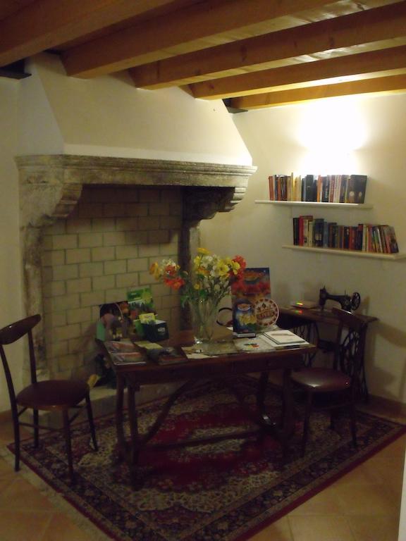 Agriturismo Al Tralcio Valeggio sul Mincio Zewnętrze zdjęcie