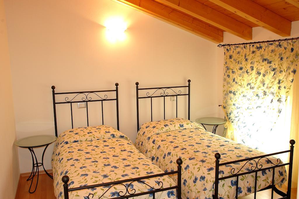 Agriturismo Al Tralcio Valeggio sul Mincio Pokój zdjęcie